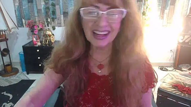 Snapshot of KarimaSarabe chatting on 09/23/25, 09:18 KarimaSarabe online show from 09/23/25, 09:18