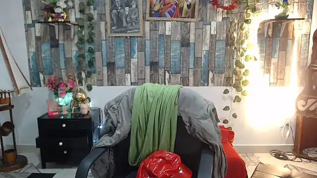 Snapshot of KarimaSarabe chatting on 09/29/25, 09:08 KarimaSarabe online show from 09/29/25, 09:08