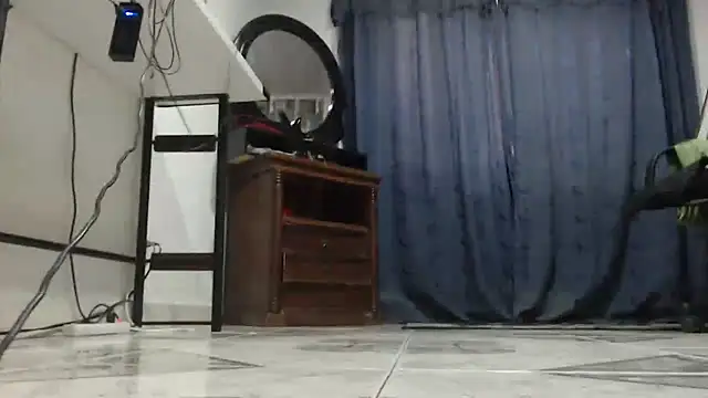 Snapshot of KarimaSarabe chatting on 10/07/25, 09:56 KarimaSarabe online show from 10/07/25, 09:56