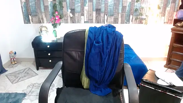 Snapshot of KarimaSarabe chatting on 02/05/26, 09:30 KarimaSarabe online show from 02/05/26, 09:30