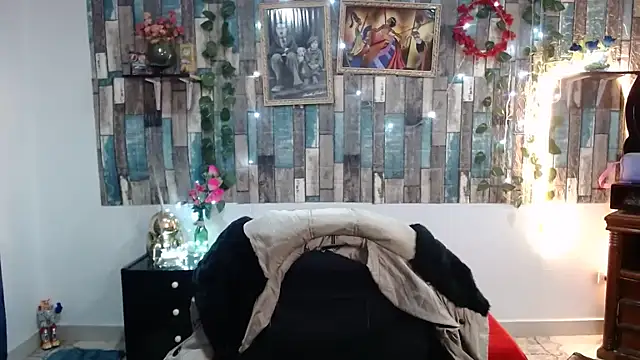 Snapshot of KarimaSarabe chatting on 02/12/26, 08:15 KarimaSarabe online show from 02/12/26, 08:15