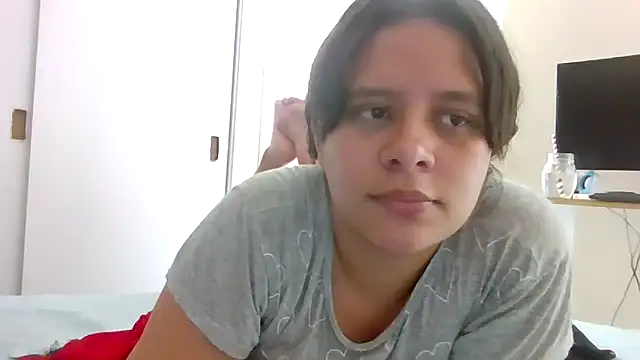 Snapshot of emily_adams01 chatting on 11/26/25, 08:21 emily adams01 online show from 11/26/25, 08:21