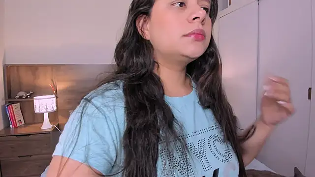 Snapshot of emily_adams01 chatting on 12/02/25, 10:27 emily adams01 online show from 12/02/25, 10:27