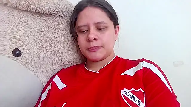 Snapshot of emily_adams01 chatting on 12/16/25, 06:13 emily adams01 online show from 12/16/25, 06:13