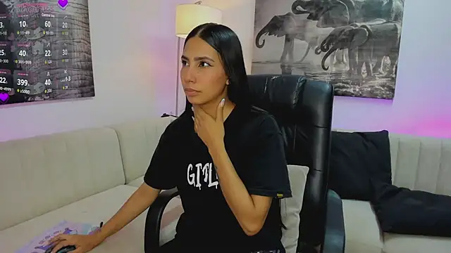 Snapshot of Ary_7 chatting on 01/17/26, 11:37 Ary 7 online show from 01/17/26, 11:37