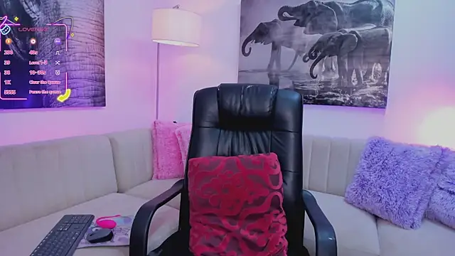 Snapshot of Ary_7 chatting on 03/17/26, 07:39 Ary 7 online show from 03/17/26, 07:39