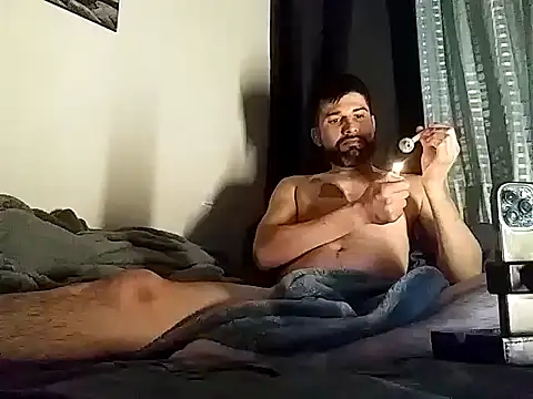 hotraillX online show from 12/05/24, 07:38