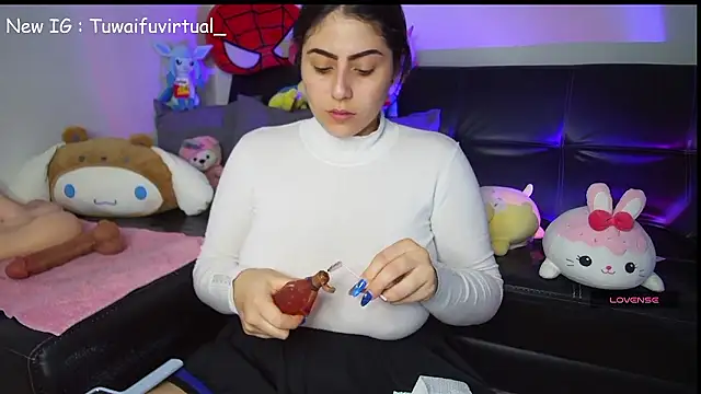 TuWaifuVirtual1 online show from 01/11/26, 12:26