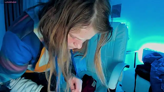 Kathlyn  Heath online show from 03/15/25, 09:49