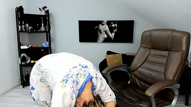 Cassandra Hotty online show from 01/23/25, 08:25