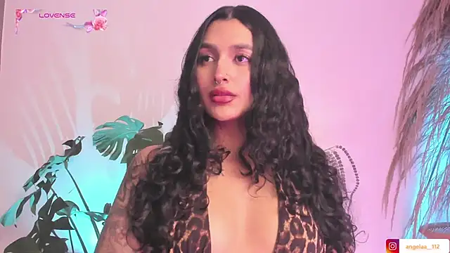 Anngel 1 online show from 10/21/25, 07:36