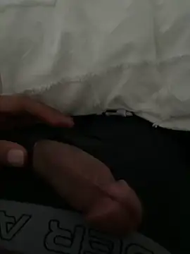 Snapshot of Sheitana_M chatting on 10/29/25, 08:49 Sheitana M online show from 10/29/25, 08:49