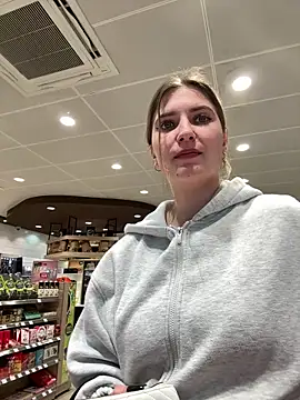 secretcrazy69 online show from 02/05/25, 09:29