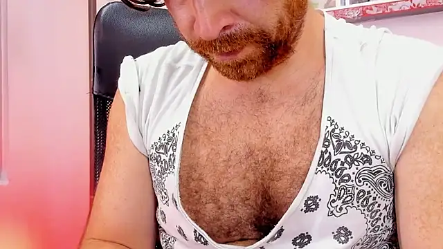 Snapshot of michacosio chatting on 12/19/25, 04:19 michacosio online show from 12/19/25, 04:19