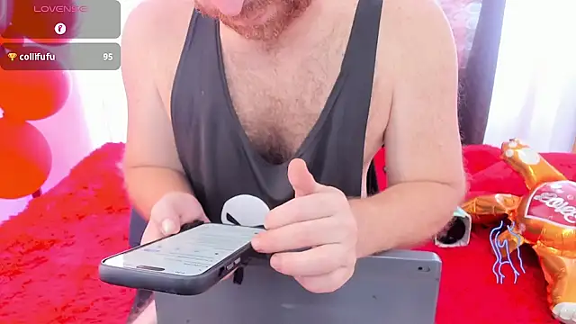 Snapshot of michacosio chatting on 02/14/26, 07:21 michacosio online show from 02/14/26, 07:21