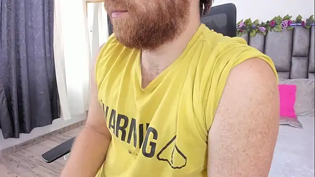 Snapshot of michacosio chatting on 04/15/26, 09:48 michacosio online show from 04/15/26, 09:48