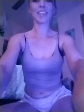 Snapshot of cammyquart chatting on 03/13/25, 02:38 cammyquart online show from 03/13/25, 02:38