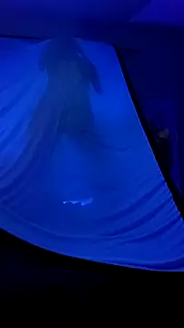 Snapshot of cammyquart chatting on 11/12/25, 12:55 cammyquart online show from 11/12/25, 12:55