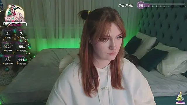  Chlo  e online show from 01/06/25, 04:04