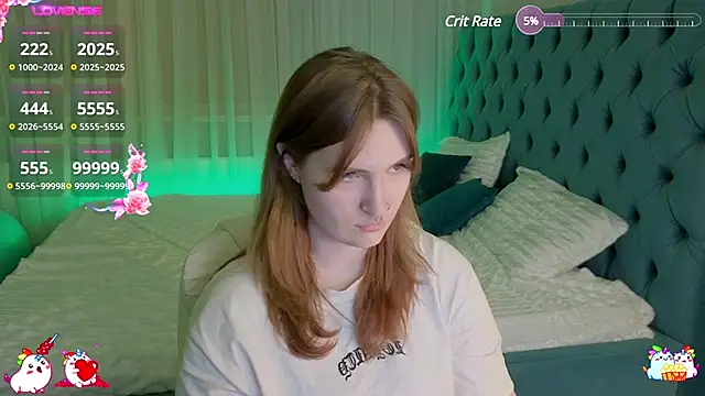  Chlo  e online show from 02/04/25, 01:23