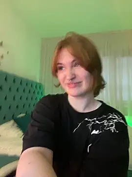  Chlo  e online show from 03/07/25, 05:08