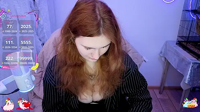  Chlo  e online show from 12/03/25, 01:42