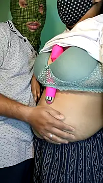 Snapshot of hotty_Sexy-couple chatting on 12/01/24, 06:41 hotty Sexy-couple online show from 12/01/24, 06:41