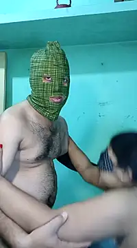 Snapshot of hotty_Sexy-couple chatting on 12/07/24, 08:11 hotty Sexy-couple online show from 12/07/24, 08:11