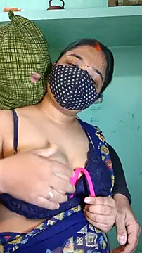 Snapshot of hotty_Sexy-couple chatting on 02/18/25, 04:58 hotty Sexy-couple online show from 02/18/25, 04:58