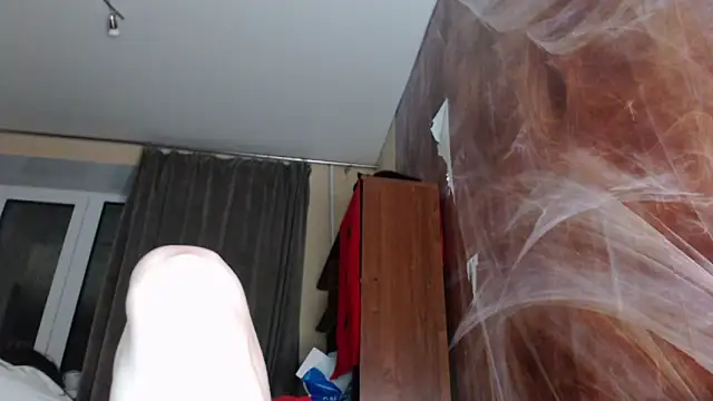 Snapshot of MiriamOr chatting on 01/16/25, 03:02 MiriamOr online show from 01/16/25, 03:02