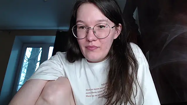 Snapshot of MiriamOr chatting on 01/19/25, 10:06 MiriamOr online show from 01/19/25, 10:06