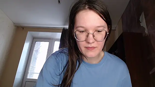 Snapshot of MiriamOr chatting on 01/23/25, 10:32 MiriamOr online show from 01/23/25, 10:32