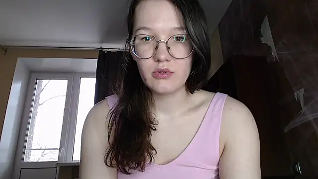 Snapshot of MiriamOr chatting on 01/30/25, 10:29 MiriamOr online show from 01/30/25, 10:29