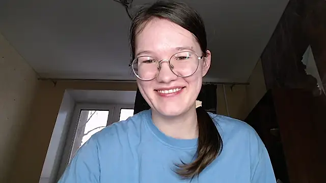 Snapshot of MiriamOr chatting on 02/13/25, 01:26 MiriamOr online show from 02/13/25, 01:26