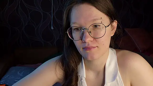 Snapshot of MiriamOr chatting on 09/21/25, 08:16 MiriamOr online show from 09/21/25, 08:16