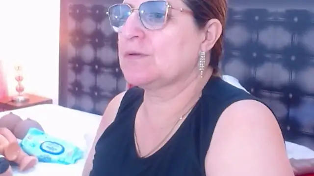 sandra 20 online show from 11/19/25, 10:48