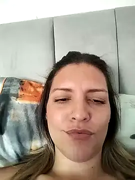 Mia Hampton online show from 01/21/25, 09:57