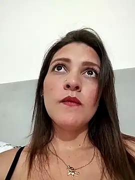 Mia Hampton online show from 03/22/25, 10:59