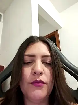 Mia Hampton online show from 02/08/26, 09:18