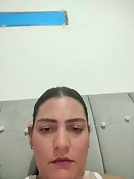 Snapshot of Mia_Hampton chatting on 06/20/26, 10:45 Mia Hampton online show from 06/20/26, 10:45