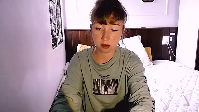 Snapshot of Cosmo_Riri chatting on 03/09/25, 05:44 Cosmo Riri online show from 03/09/25, 05:44