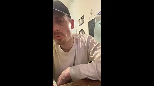 Snapshot of KBONE36 chatting on 03/18/26, 05:43 KBONE36 online show from 03/18/26, 05:43