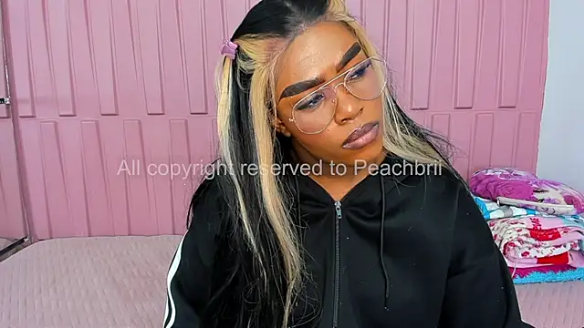 Snapshot of Briana_Wells_ chatting on 09/23/25, 01:58 Briana Wells  online show from 09/23/25, 01:58