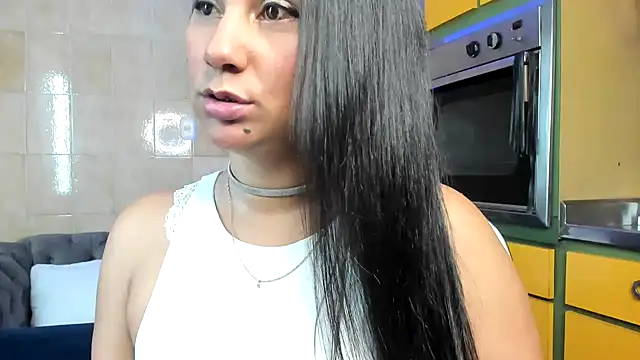 Leticia goddes online show from 03/17/25, 01:08