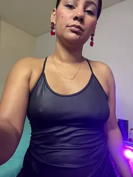 Snapshot of Leticia_goddes chatting on 01/17/26, 02:05 Leticia goddes online show from 01/17/26, 02:05