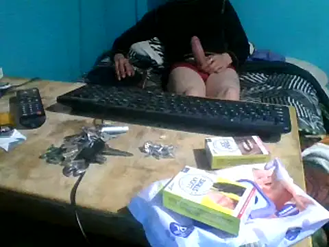 Snapshot of malekon76 chatting on 12/12/24, 07:41 malekon76 online show from 12/12/24, 07:41