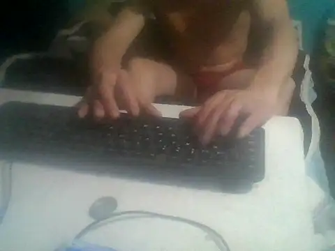 Snapshot of malekon76 chatting on 09/11/25, 08:03 malekon76 online show from 09/11/25, 08:03