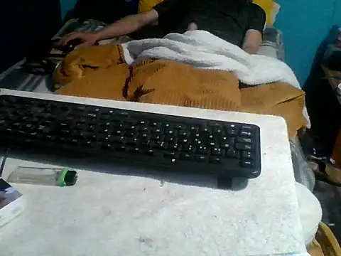 malekon76 online show from 11/27/25, 02:41