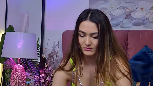 Snapshot of NicolLopeze chatting on 02/11/25, 10:59 NicolLopeze online show from 02/11/25, 10:59