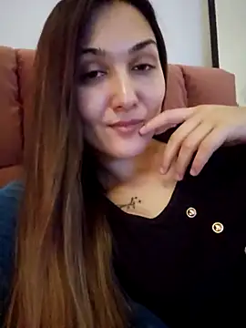 Snapshot of NicolLopeze chatting on 03/06/25, 01:46 NicolLopeze online show from 03/06/25, 01:46